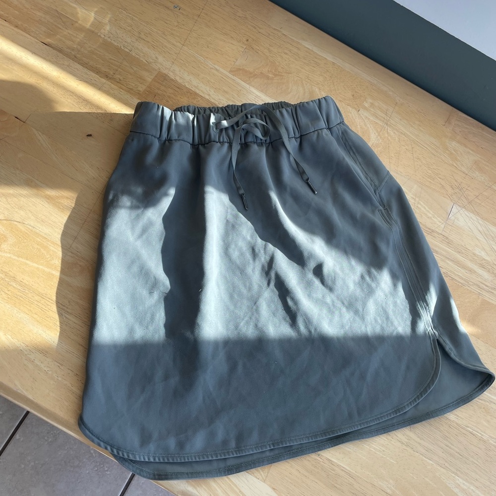 Lululemon pencil skirt